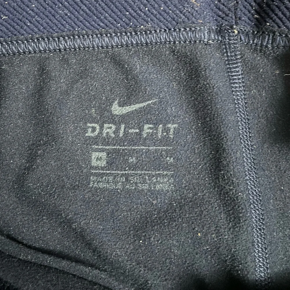 Nike BYU Athletic Leggings with University Logo Brigham Young University Cougars - Picture 5 of 6